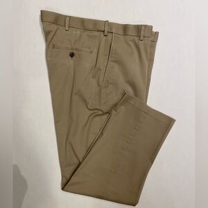 Haggar Classic Fit Premium No Iron Khaki Size 36x30